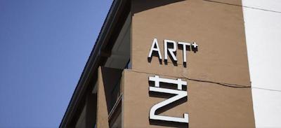 ART ZHENYUAN VACATION HOTEL