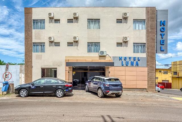OYO Luna Hotel
