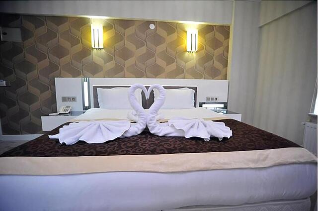 Kast Mahall Hotel