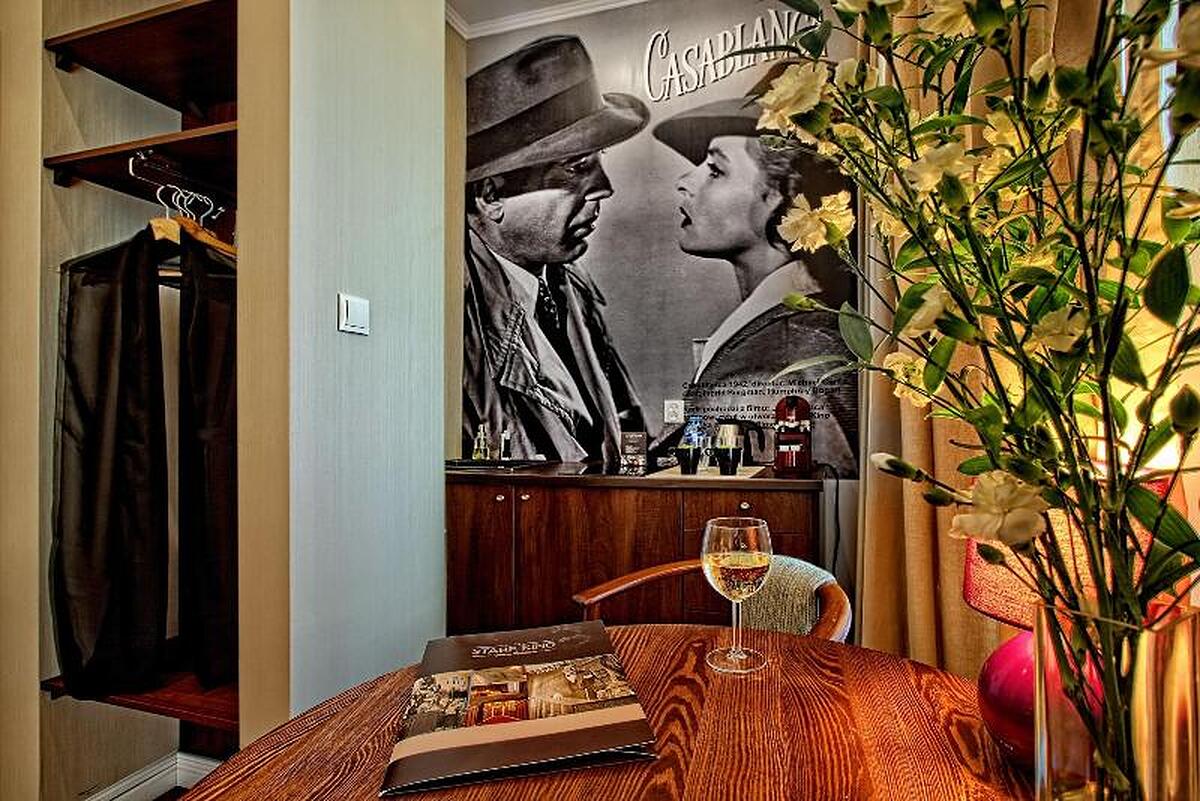 Stare Kino Cinema Residence