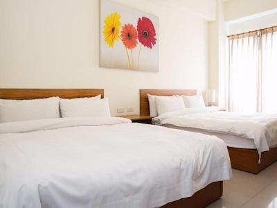 FENGCHIA BEAUTY HOSTEL