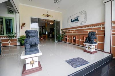 RedDoorz near Kartini Mall Lampung