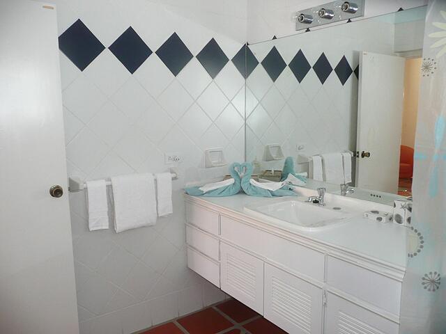 Karibu Aruba Boutique Hotel