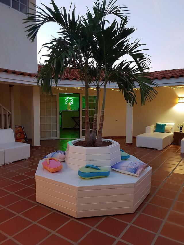 Karibu Aruba Boutique Hotel
