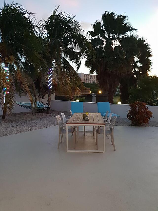 Karibu Aruba Boutique Hotel