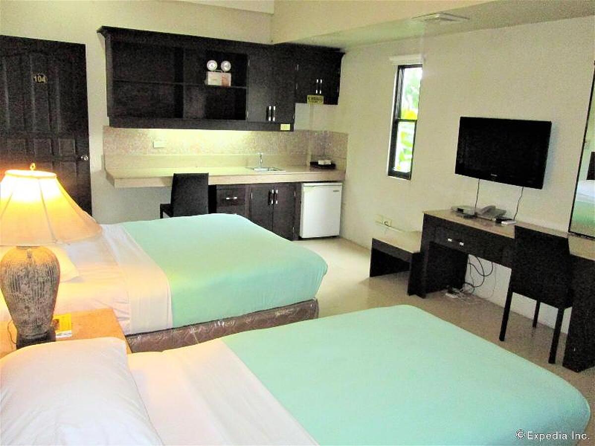 Stonestown Suites