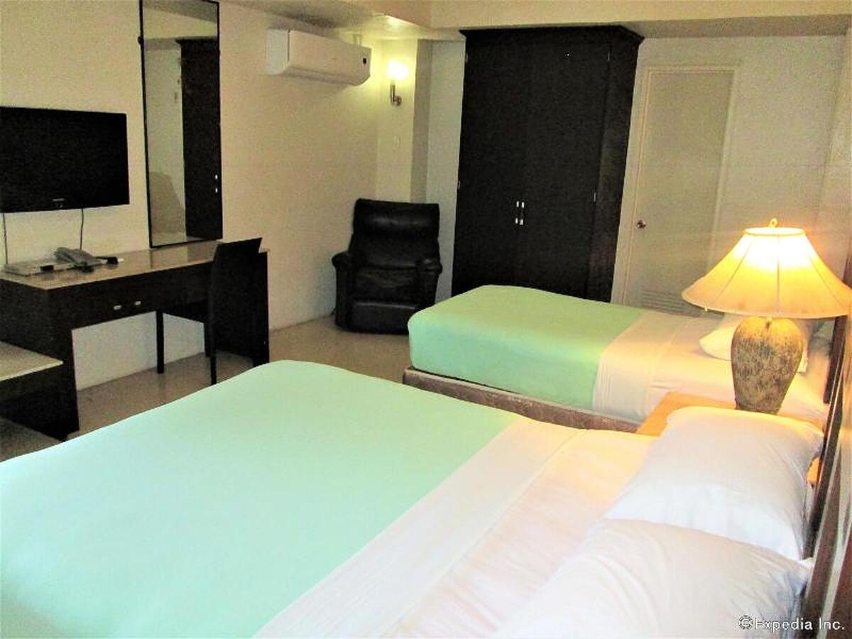Stonestown Suites