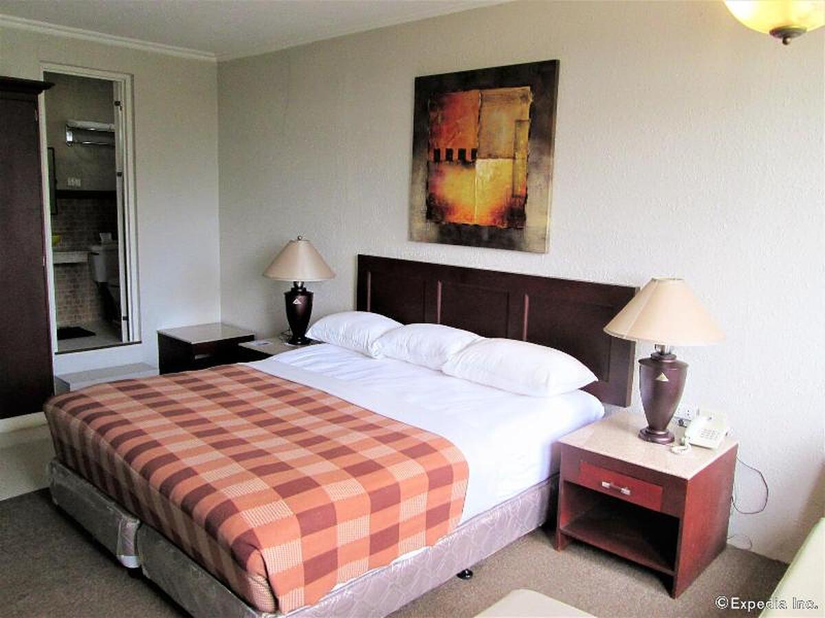 Stonestown Suites