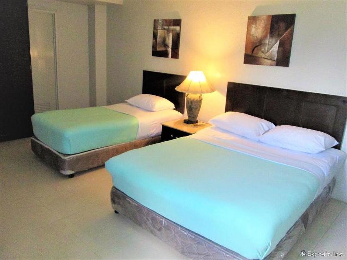 Stonestown Suites