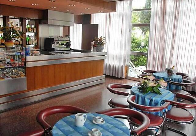 Hotel President