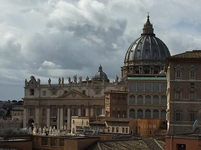 VATICAN STYLE