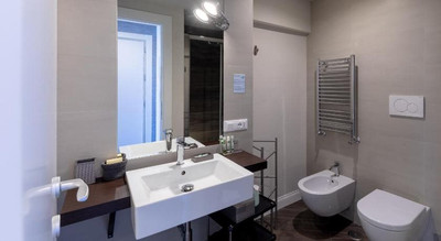 Blue Inn Luxury Suites