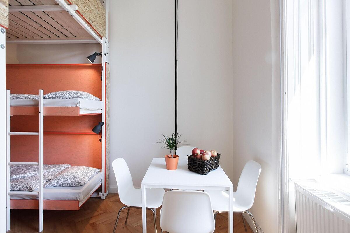 Avenue Hostel