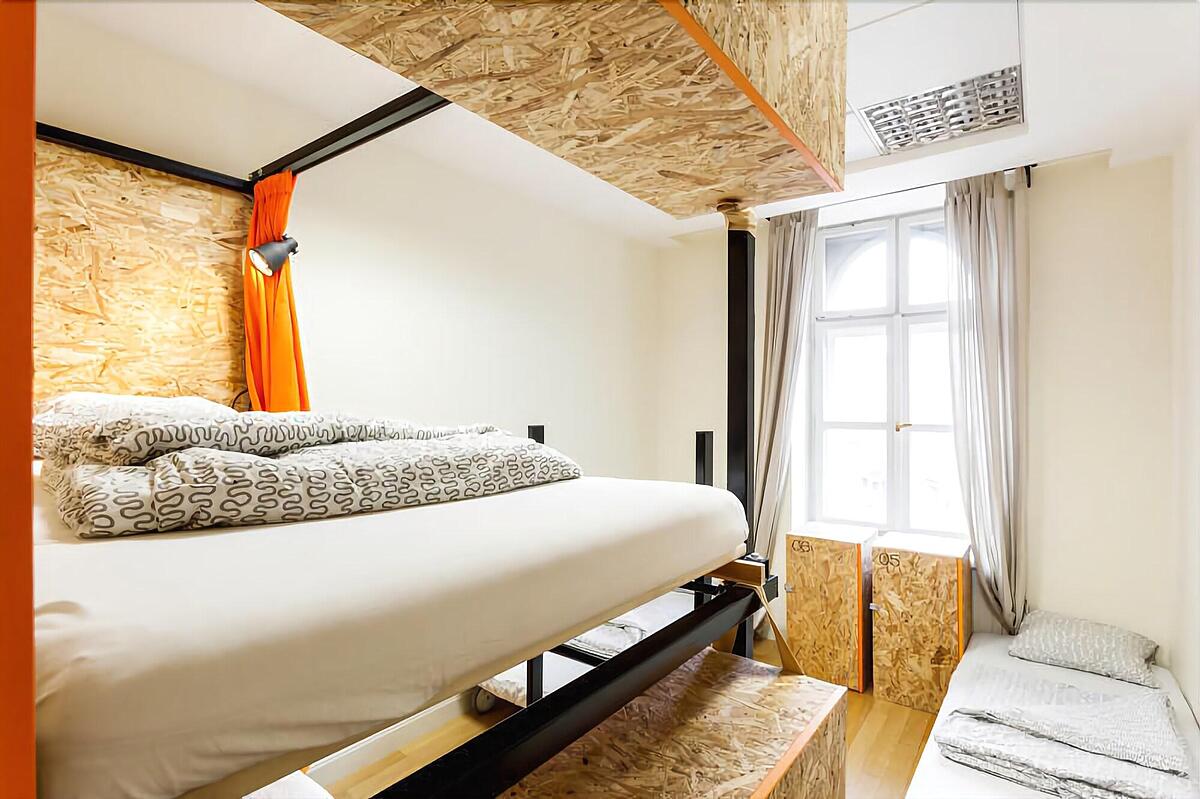Avenue Hostel