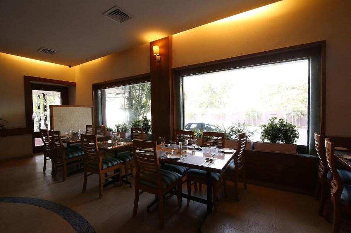 Kwality S Motel Shiraz