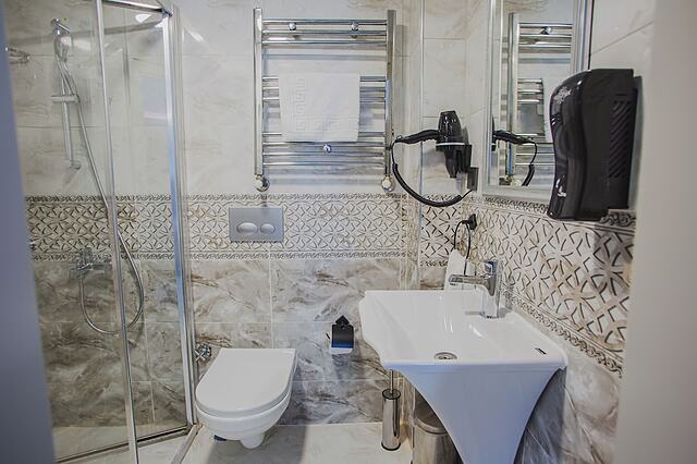 Prusias Otel