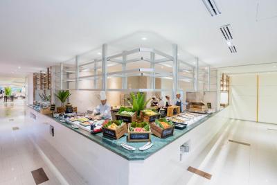 ای-وان د رویال کروز هتل پاتایا