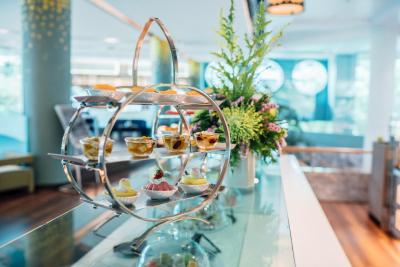 ای-وان د رویال کروز هتل پاتایا