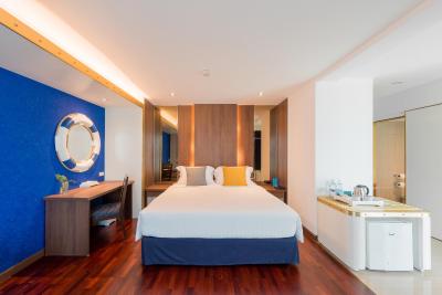 ای-وان د رویال کروز هتل پاتایا