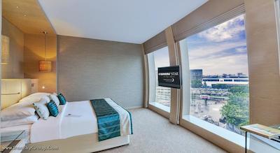 ساهارا استار