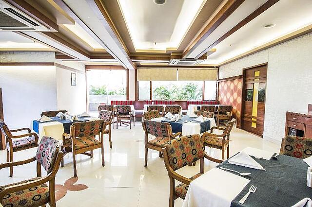 Fabhotel Amrit Residency