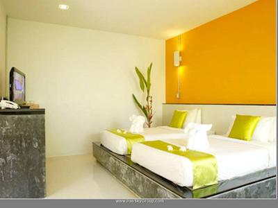 ‌آونانگ پارادایز ریزورت اند لانگستی