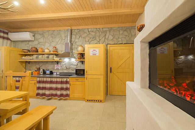 Hostel Izba