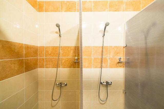 Hostel Izba