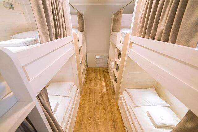 Hostel Izba