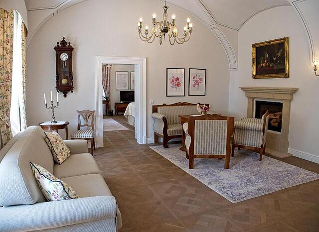 Hotel Cha Teau Gbelany