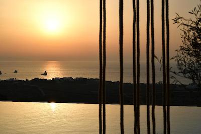 MYTHIC EXCLUSIVE RETREAT