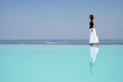 MYTHIC EXCLUSIVE RETREAT