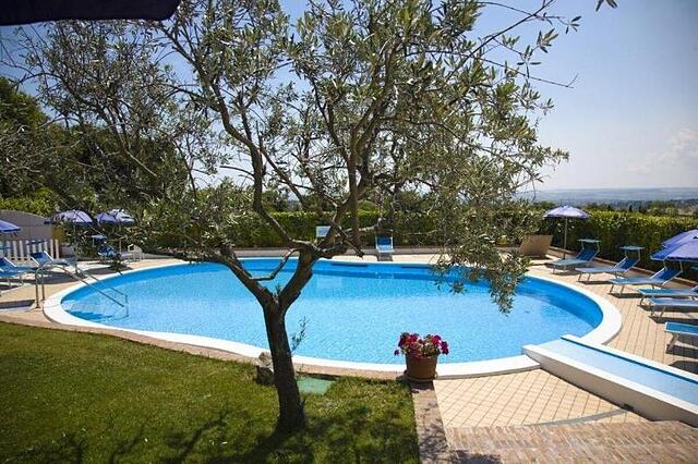 Hotel Le Cave