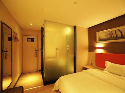 7 DAYS PREMIUM SHENZHEN SHIYAN CENTRE BRANCH