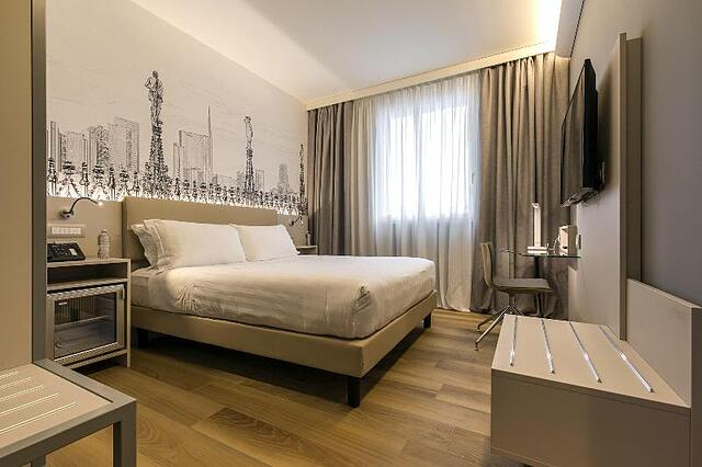 43 STATION HOTEL