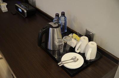 Cloud Hotel & Suites