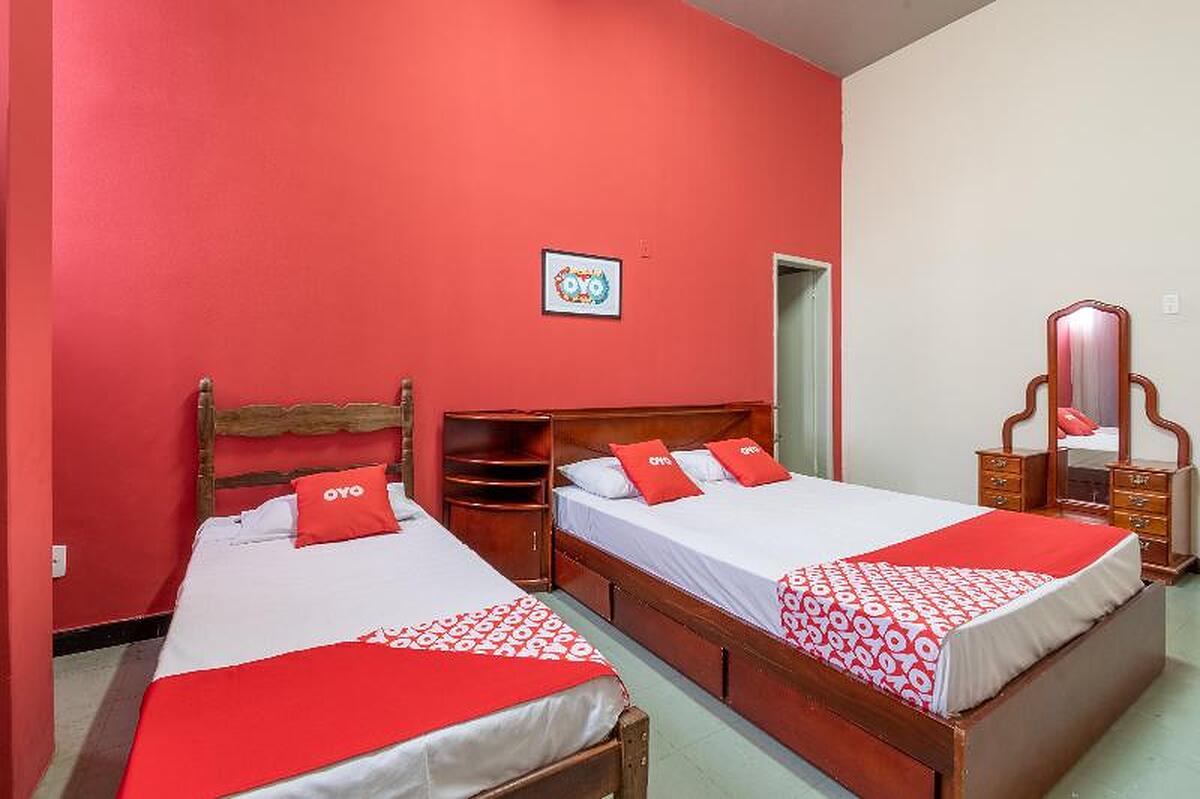 OYO Hotel LEspace