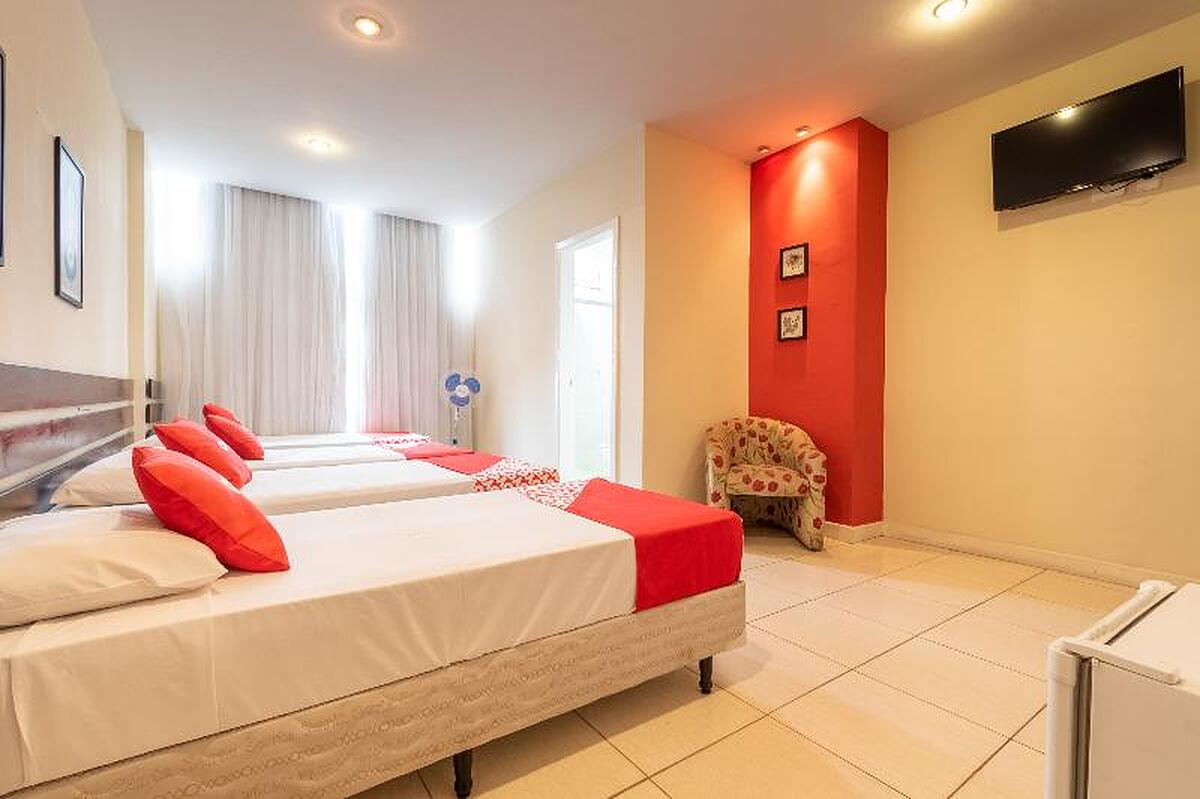 OYO Hotel LEspace