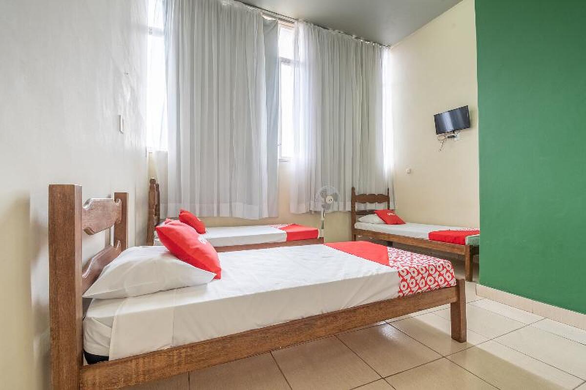 OYO Hotel LEspace