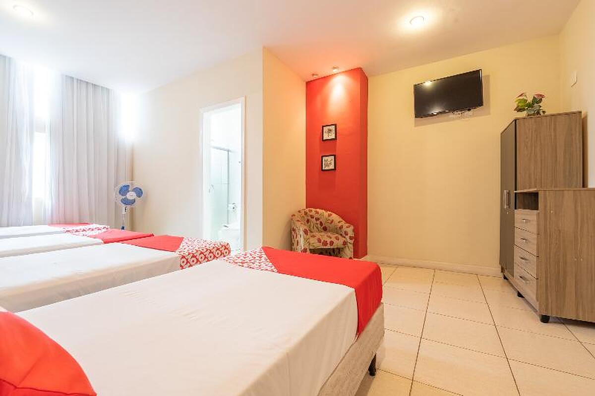 OYO Hotel LEspace
