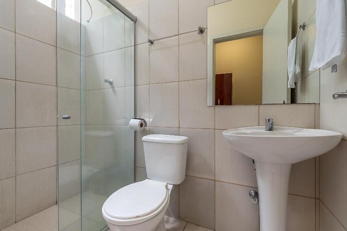 OYO Hotel LEspace