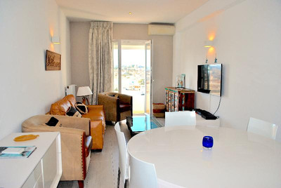 LEVON ACCOMMODATION
