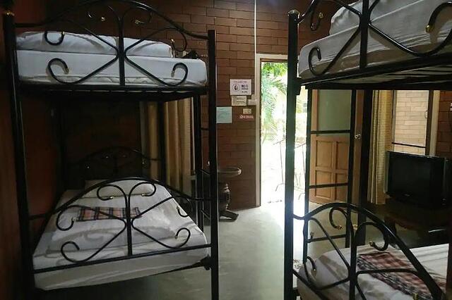GONGKAEW HUENKUM HOSTEL