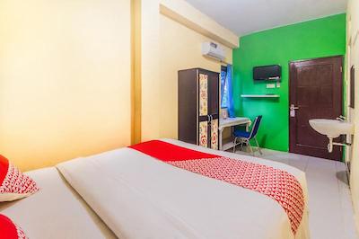 Oyo 2165 Alyah Guest House Syariah