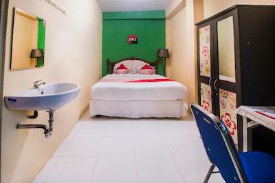 Oyo 2165 Alyah Guest House Syariah