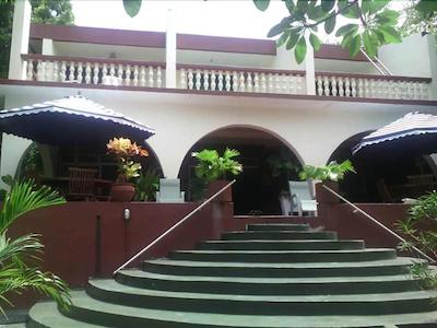 Athina Beach Guest House