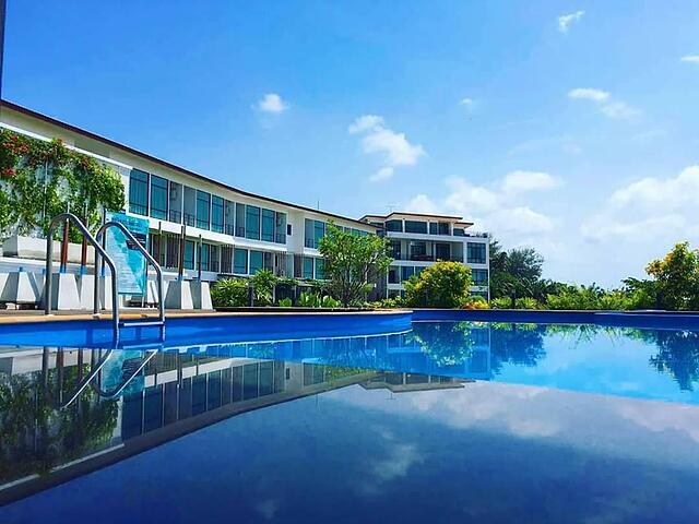 THE BEACH RESIDENCE