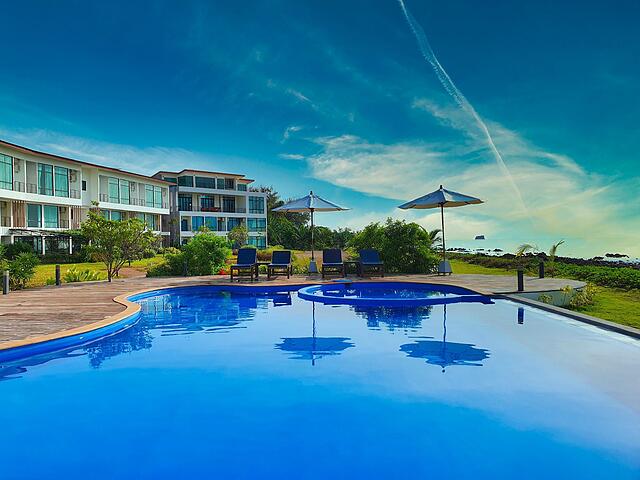 THE BEACH RESIDENCE