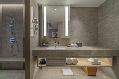 DoubleTree Shenzhen Nanshan Hotel & Residences