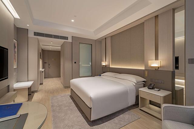 DoubleTree Shenzhen Nanshan Hotel & Residences
